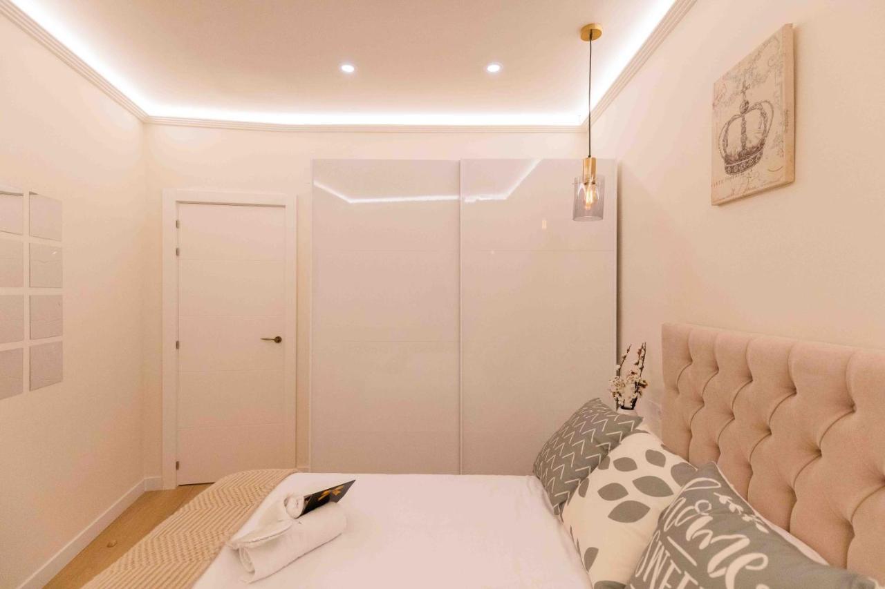 Bilbao Chic Barrena Old Town Apartment Exterior photo