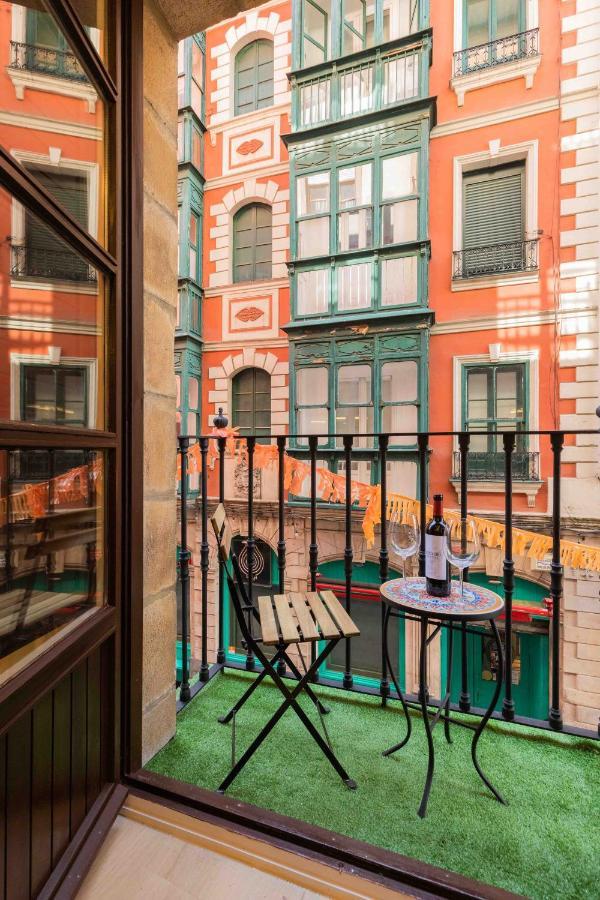 Bilbao Chic Barrena Old Town Apartment Exterior photo